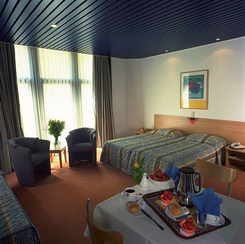 Hotel Royal Astor Oostende Ngoại thất bức ảnh